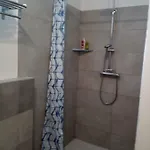 The Judas Trees Ferienhaus Mestre